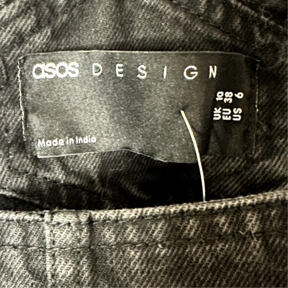 ASOS DESIGN – Hourglass Original Denim Overalls – Black – US 6 - Picture 2 of 5